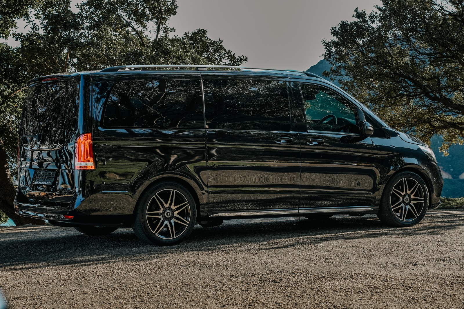 Black Mercedes-Benz V-Class rear three-quarter side profile